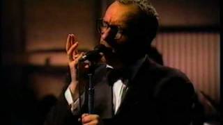 I Just Dont Know What To Do - Elvis Costello