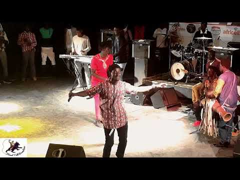 Bro K and Baddibunka live  at Dukuwo Lafaa concert