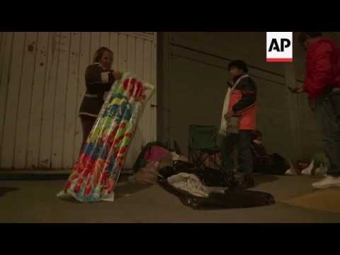 Faithful reax as pope arrives at Nunciature