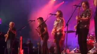 The Doobie Brothers~ Long Train Runnin' (Live)