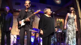 Mavis Staples and Joan Osborne covering The Weight by The Band
