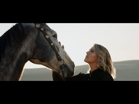 Missing Piece  - Kylie Jane (OFFICIAL VIDEO)