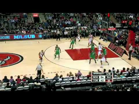 Toronto Raptors Show Off New 3D Illusion!