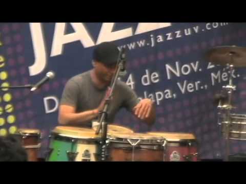 mauricio herrera, conga solo, festival jazzuv 2010.