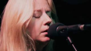 Joanne Shaw Taylor - Wild Is The Wind (Planet Rock Live Session)