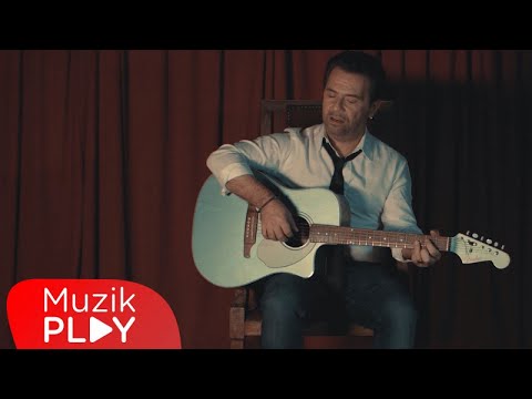 Bora Öztoprak - Cümle Yalan (Official Video)