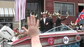 preview picture of video 'Poulsbo Yacht Club - Viking Fest Parade 2012'