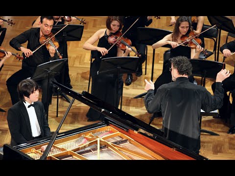 Seong-Jin Cho - Mozart Piano Concerto No. 20 in D minor, K.466 (2011)