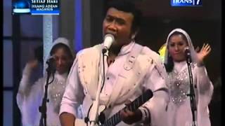 Download lagu Rhoma Irama & Soneta Group Al Quran & Koran mp3 Download lagu Rhoma Irama & Soneta Group Al Quran & Koran mp3