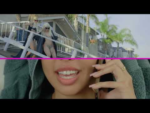 Hair color salon Nightmare!  Clip from THE BLONDE EXPERIMENT movie now on TUBI!