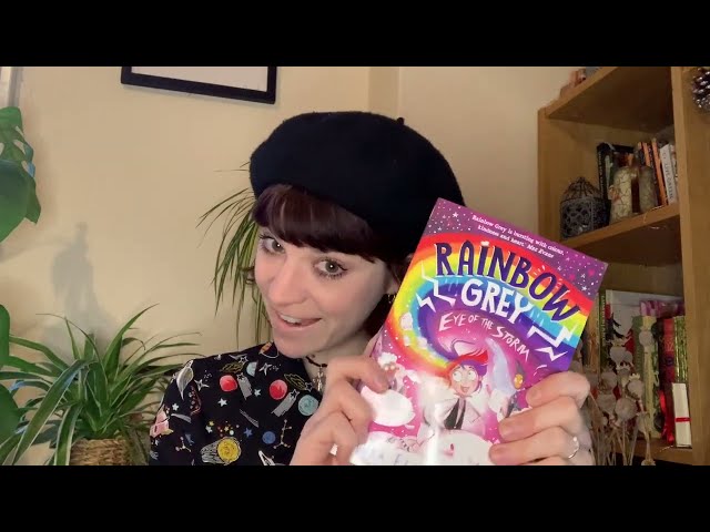 Vídeo relacionado con Rainbow Grey Series 3 Books Collection Set (Rainbow Grey, Eye of the Storm & Battle for the Skies)