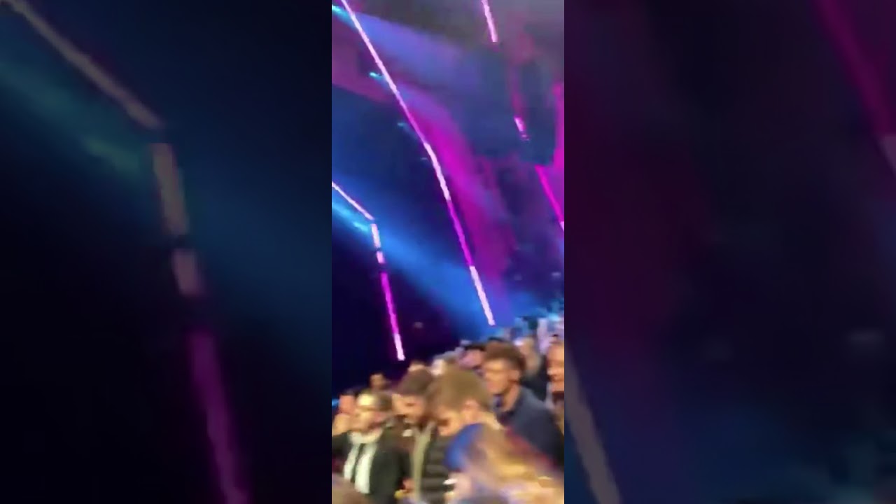 SLOWTHAI STARTS A FIGHT WITH FAN AT NME AWARDS 2020
