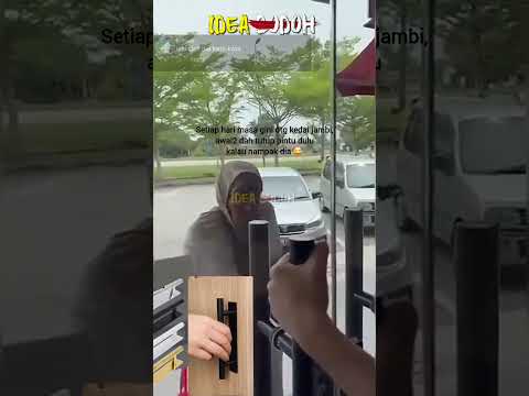 AWEK TAKUT MAKCIK TUA 