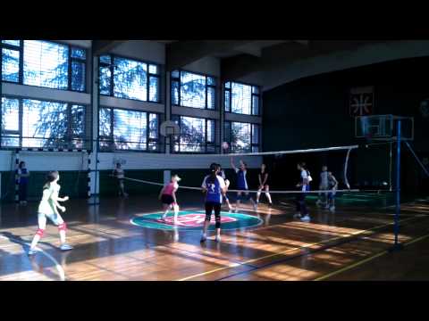Sporticus škola odbojke Beograd, trening 1.3gp