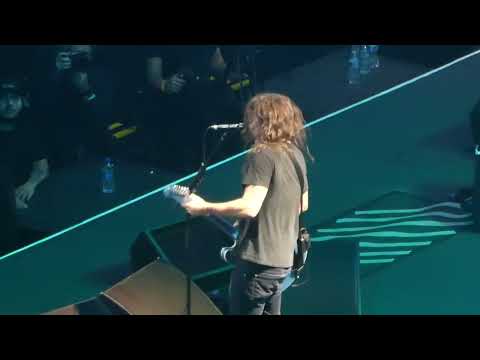 Foo Fighters Taylor Hawkins Tribute (W/Omar Hakim) - Run (KIA Forum Los Angeles CA 9/27/22)