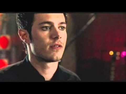 Through the trees - Low shoulder