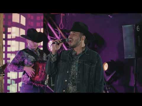 La Pionera - Me La Saludan (En Vivo)