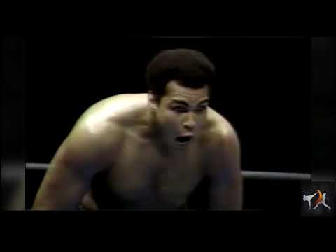 When Ali Tried MMA    Muhammad Ali vs Antonio Inoki Fight Breakdown