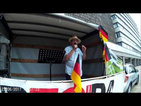 02 Der Mann mit dem Hut