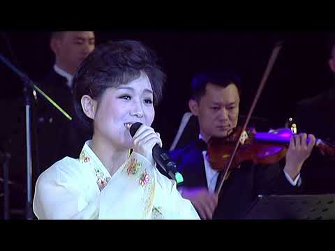 Chongbong Band - Our Beloved Leader Medley (기악과 노래련곡 "인민이 사랑하는 우리의 령도자")