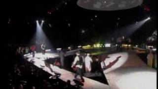 (Part 14/18) Rkm y Ken-y ft Karis Concierto Romantico 360º (La amas como yo)