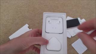 Unboxing the Apple iPhone 7 in Rose Gold