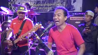 Download lagu Yunita - Goyang Dua Jari (LIVE MUSIC DANGDUT BONDOWOSO) || DEVITA MUSIC ENTERPRISE mp3