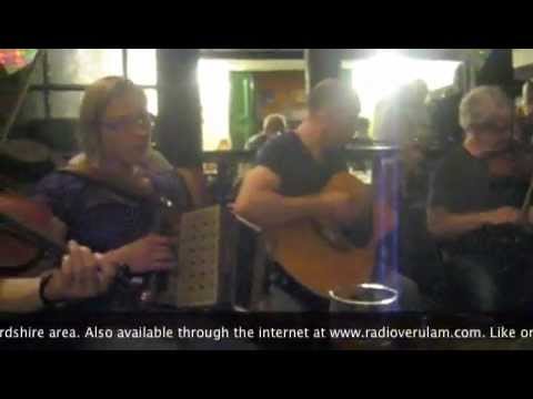 Traditional Irish Music show with John Devine - Woburn sands session