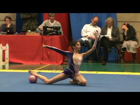 Marie MENUGE (Calais) ballon - 2011 Gala Paris Centre