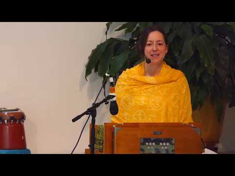 Mantra Yogastunde mit Sarada - Live Yogastunde 16:15 Uhr 30.05.2020