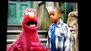 &quot;I&#39;m going to tickle you&quot; Sesame Street tickle fight