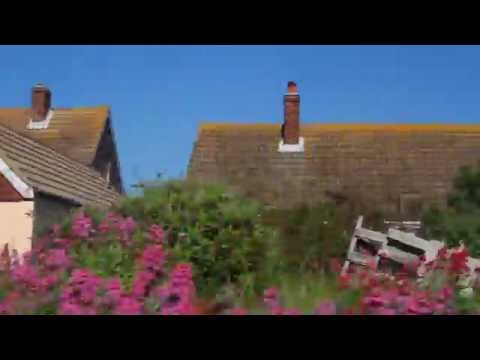 W. H. Auden's Night Mail read by John Laurie - For Country Schools Film#1