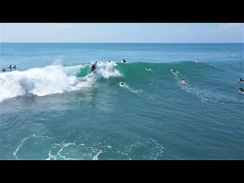 Dodging The Uluwatu Crowd - Surfing Bali