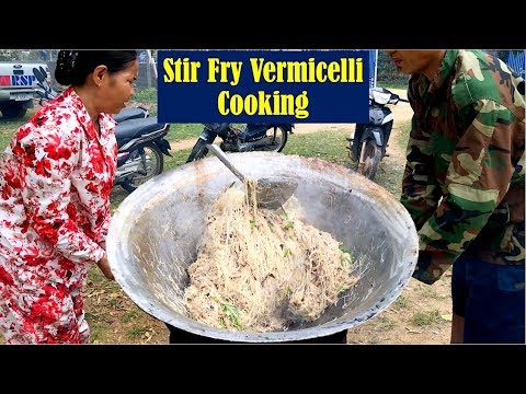Cooking & Eating Stir Fried Vermicelli at Cambodia Village Festival