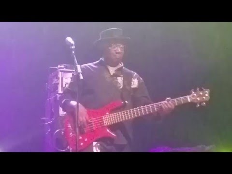 Zenith de Caen - 20 Mai 2016 - Bernard Allison - Solo de basse de George Moye