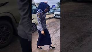 Download lagu Beautiful Civil Servant Wears Long Pencil Skirt mp3 Download lagu Beautiful Civil Servant Wears Long Pencil Skirt mp3