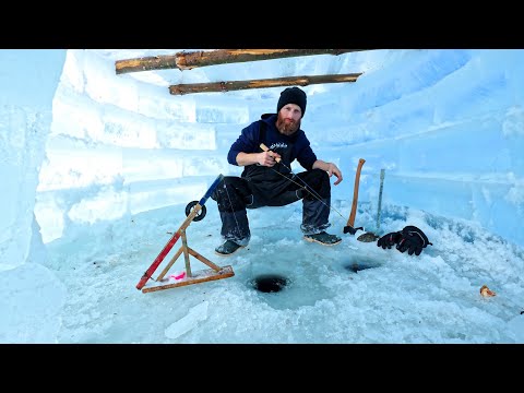 BUILDING a SURVIVAL ICE IGLOO | Ice HOTEL!