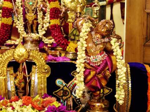 Sanskrit Hymn (1008 Divine Names of Sri Krishna) - "Sri Krishna Sahasranamam" (Maha Rishi Parasara)