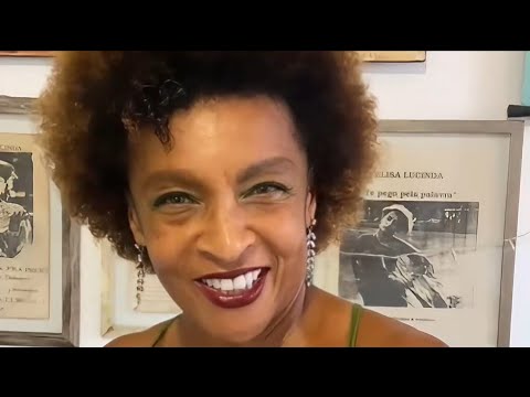 Elisa Lucinda fala poesia “Ele”