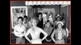 Hoyt Wayne Axton    Flo&#39;s Yellow Rose