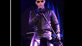 Hey there lonely girl