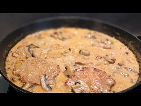 Schab w sosie pieczarkowym. Banalny i zarazem bardzo smaczny obiad dla calej rodziny!