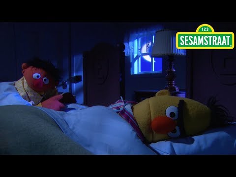 Ernie heeft dorst - Bert & Ernie - Sesamstraat