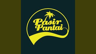 Download lagu Falling In Love mp3