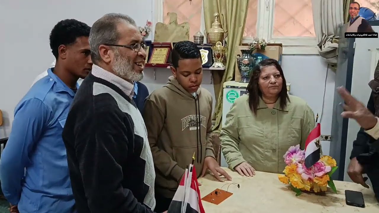 ابداعات طلاب قسم الالكترونيات بمدرسة سوهاج الثانوية الميكانيكية وعمل مشروع 