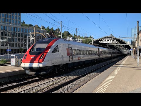 Ausfahrt des (SBB RABDe 500 ICN) beim Bahnhof St. Gallen