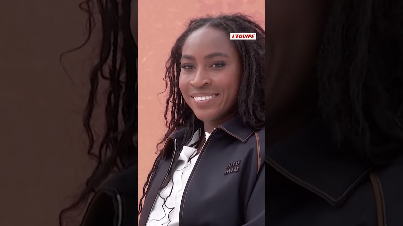 🏆 Coco Gauff, vainqueure de Roland-Garros 2025, a présenté son trophée au public #rolandgarros