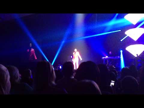 Burnell Taylor singing Diamonds