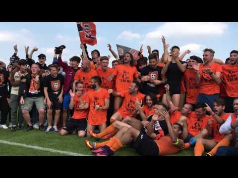 Mestre in Lega Pro, la squadra festeggia con i tifosi