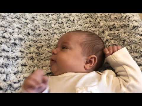 Newborn cooing Sounds ❤️❤️❤️